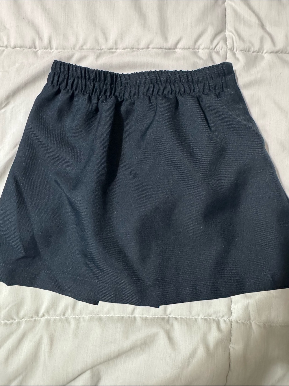 Kid’s School Uniform Izod Navy Pleated Skirt - Picture 3 of 4